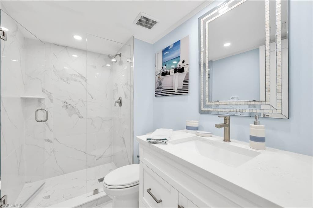 1300 Gulf Shore BLVD N 700-19