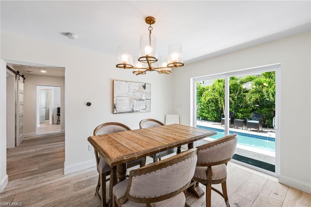 203 1st ST-13