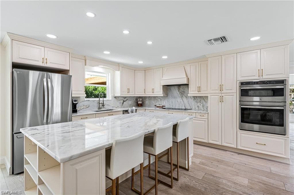 203 1st ST-8