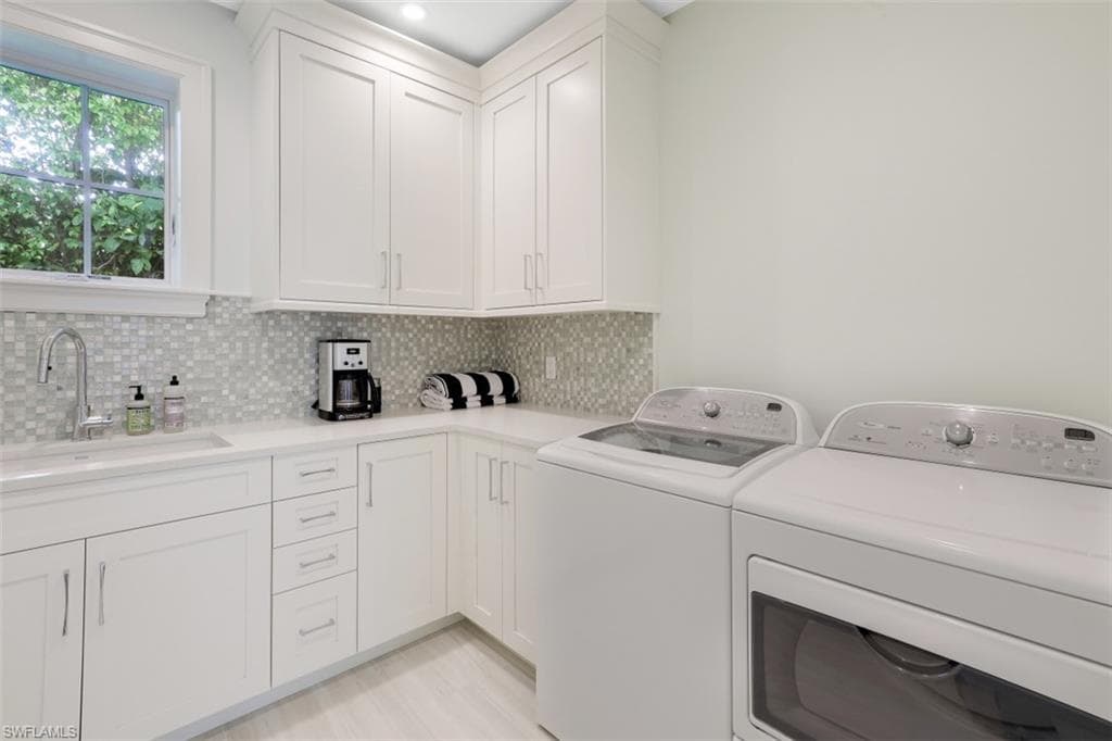 154 4th AVE N-34