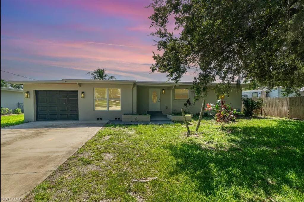 203 Kingston DR-2