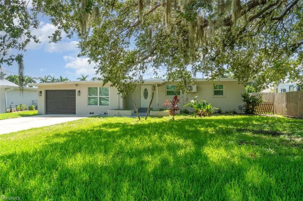 203 Kingston DR-22