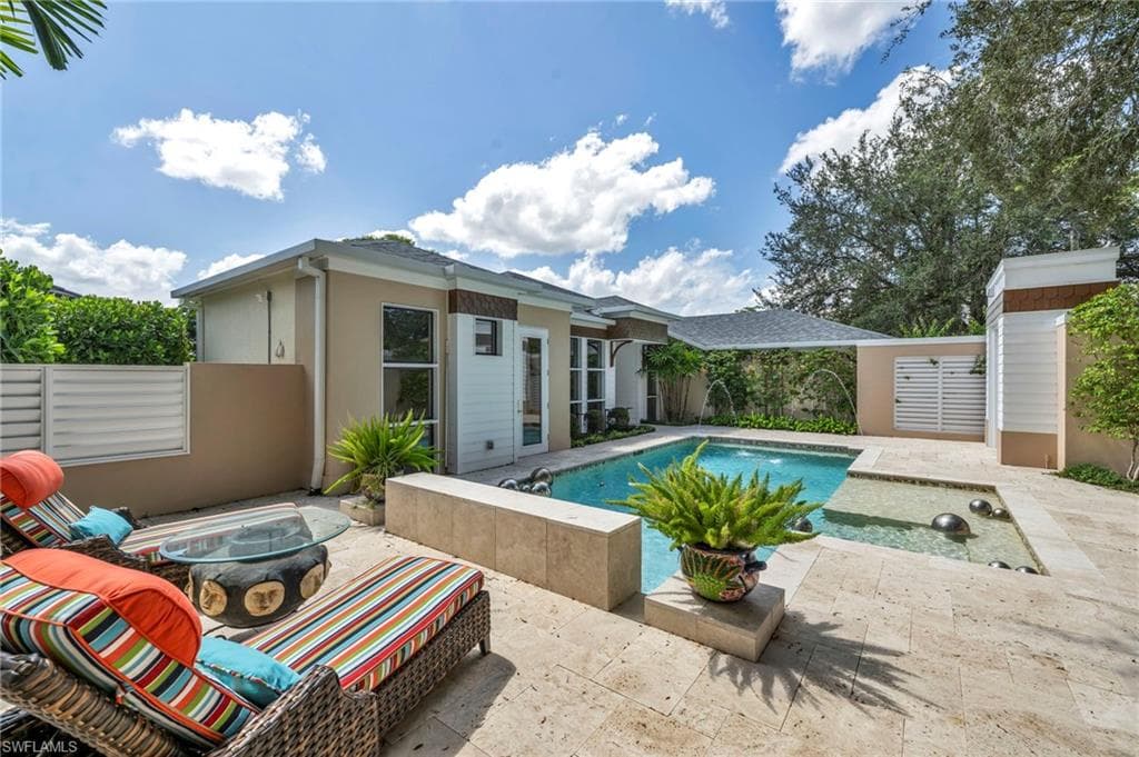 6908 Lone Oak BLVD-27