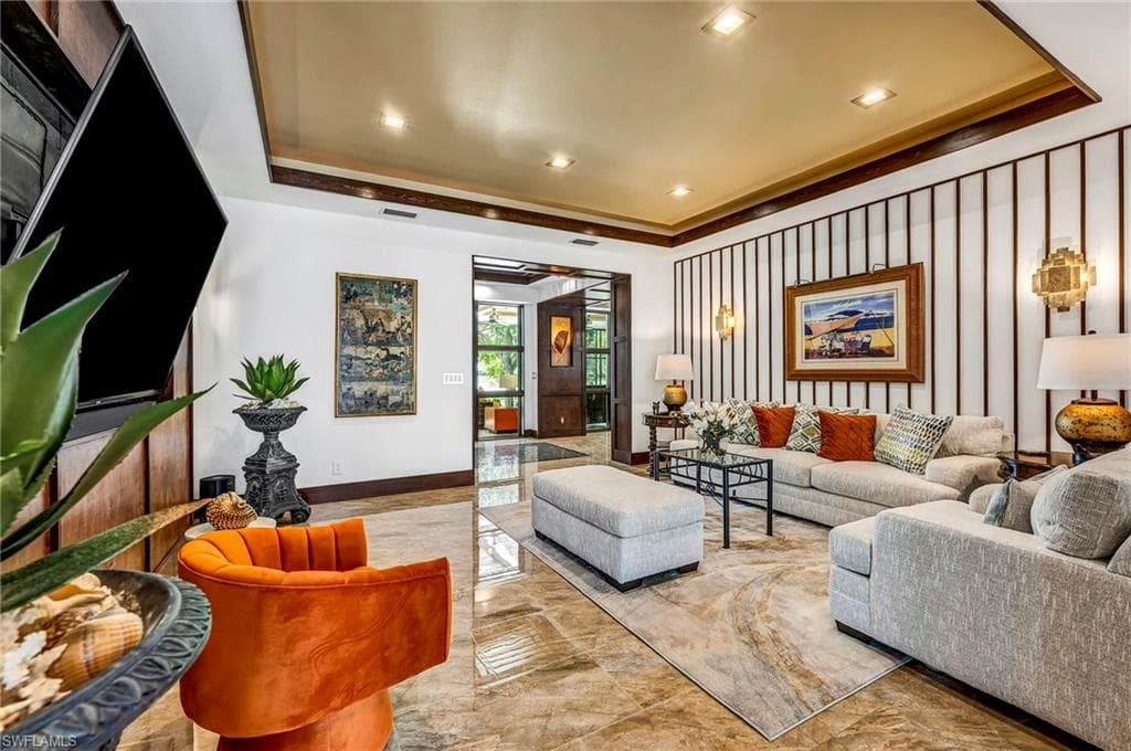 6908 Lone Oak BLVD-5