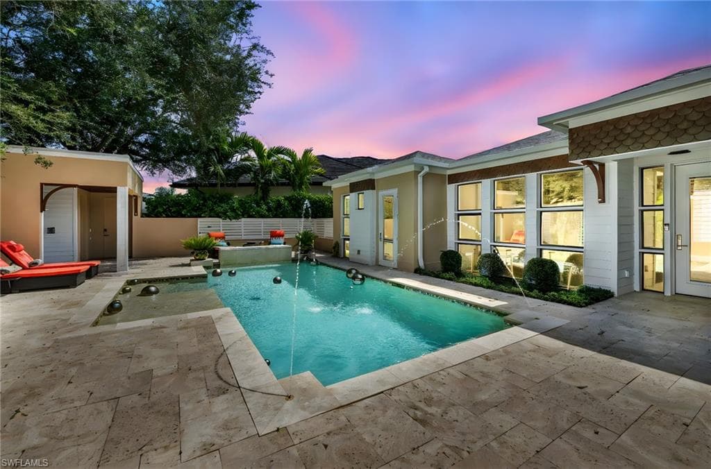 6908 Lone Oak BLVD-37