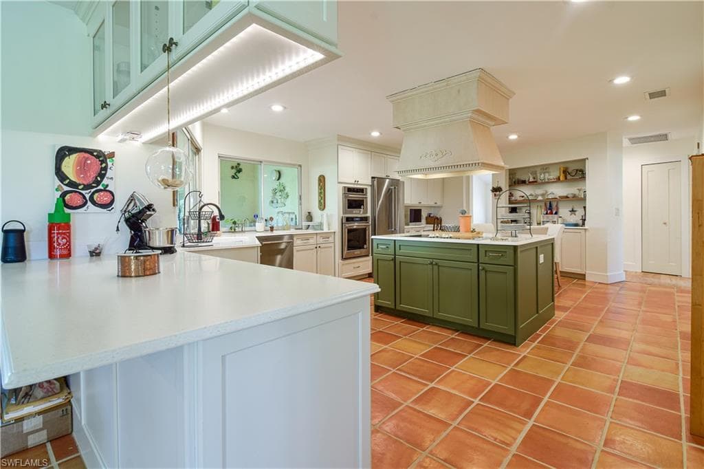 4225 Prestwick CT-26