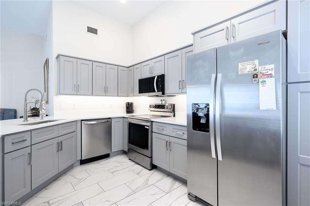 661 Windsurf LN A-202-9