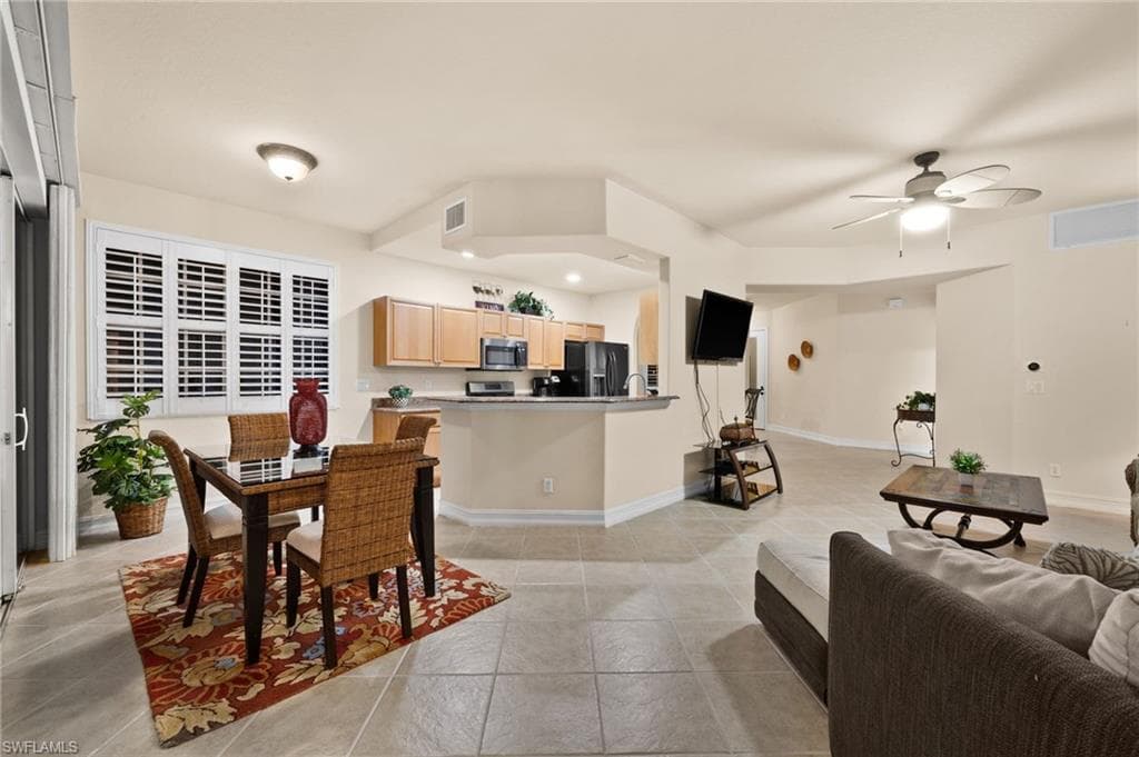 5626 Cape Harbour DR 102-47