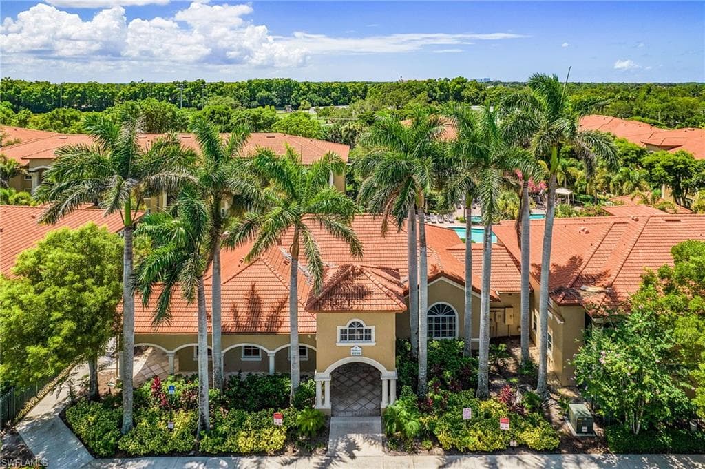 8920 Colonnades CT E 524-17