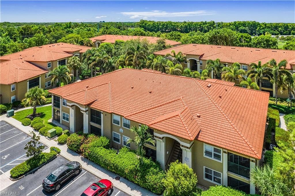 8920 Colonnades CT E 524-22