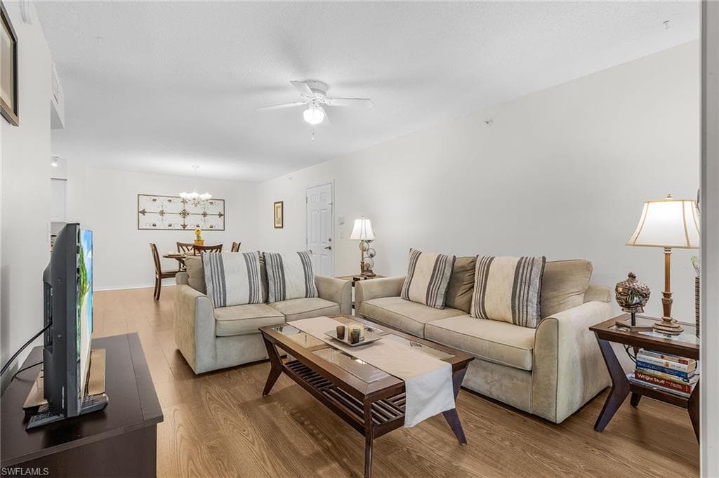 8920 Colonnades CT E 524-3