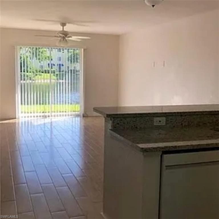 8304 Key Royal CIR 1712-4