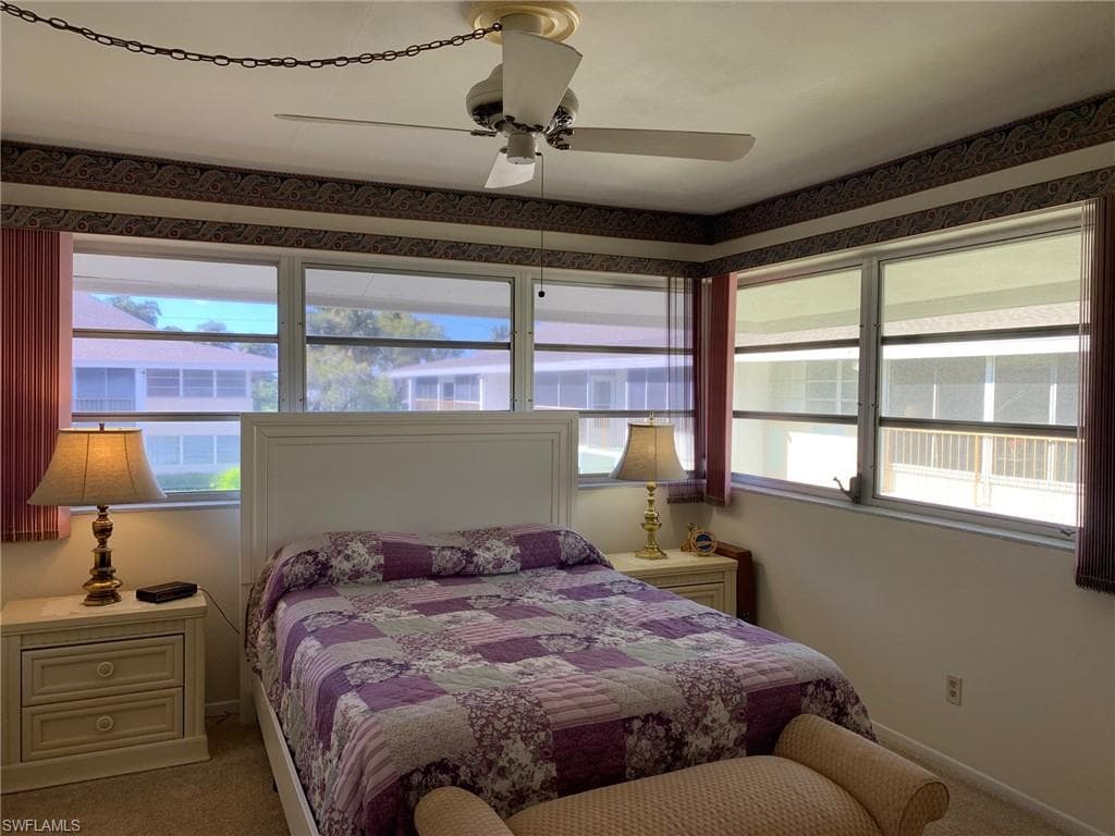 4202 SE 4th PL 10-12
