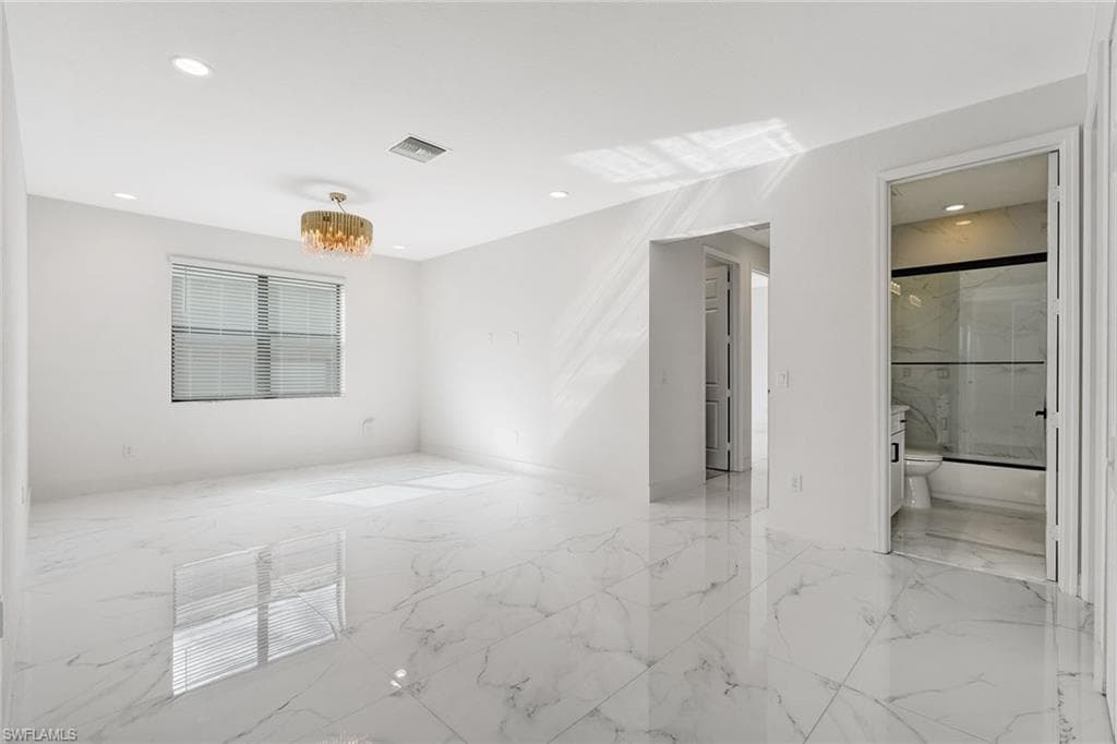 11604 Meadowrun CIR-22