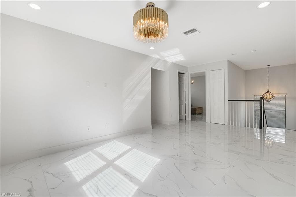 11604 Meadowrun CIR-20
