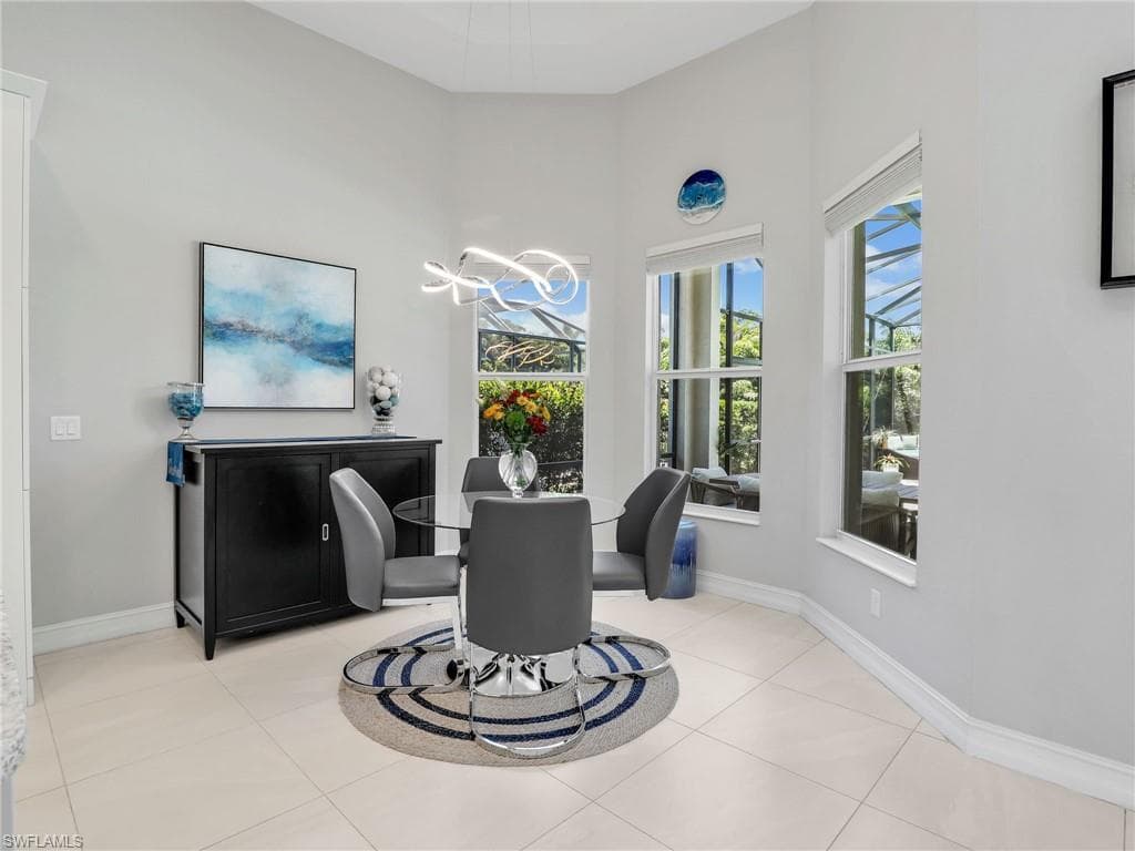 17243 Hidden Estates CIR-18