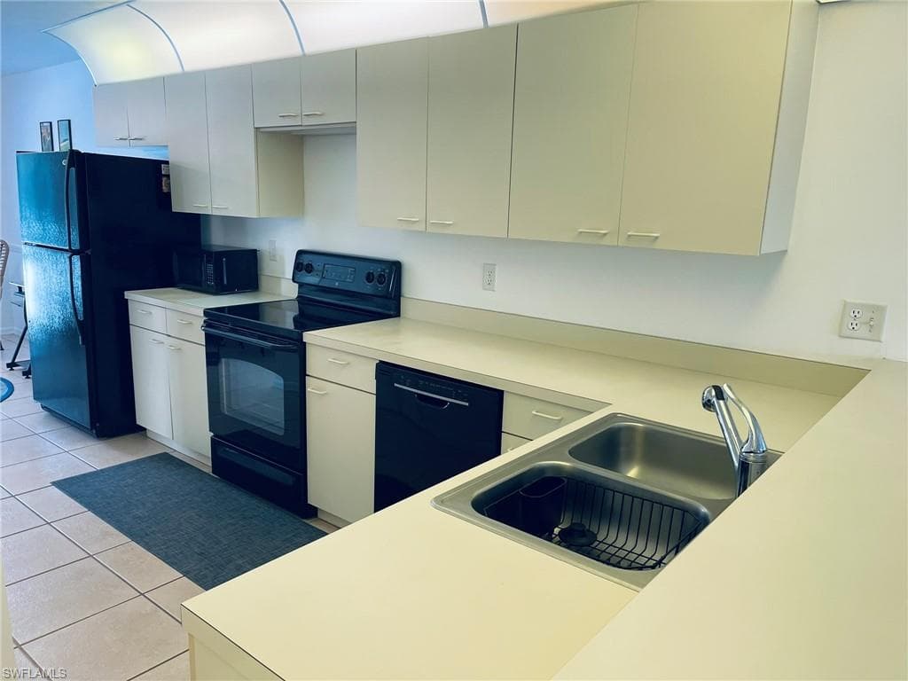 4410 Chantelle DR 201H-18