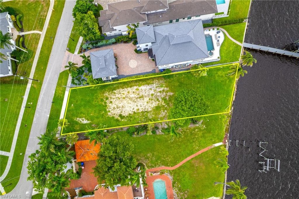2904 Valencia WAY-4