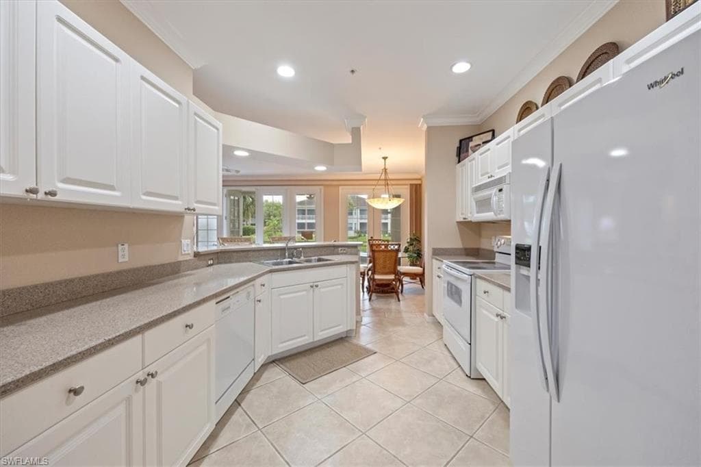 5060 Yacht Harbor CIR 102-13