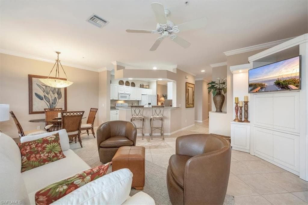 5060 Yacht Harbor CIR 102-5
