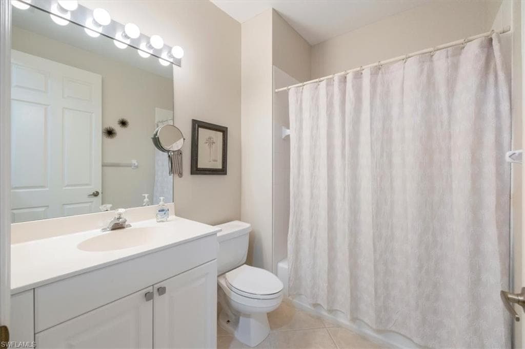 5060 Yacht Harbor CIR 102-24