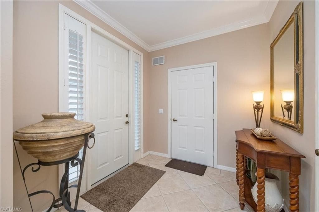 5060 Yacht Harbor CIR 102-4