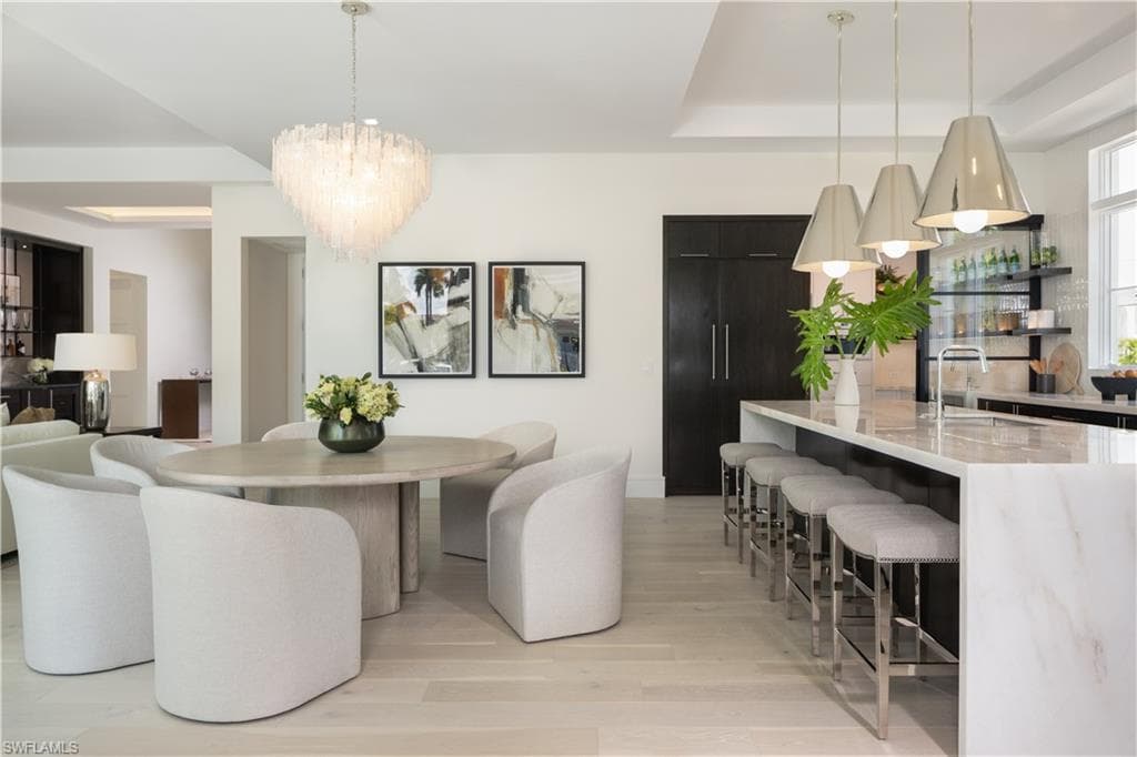 1645 Bonita CT-7