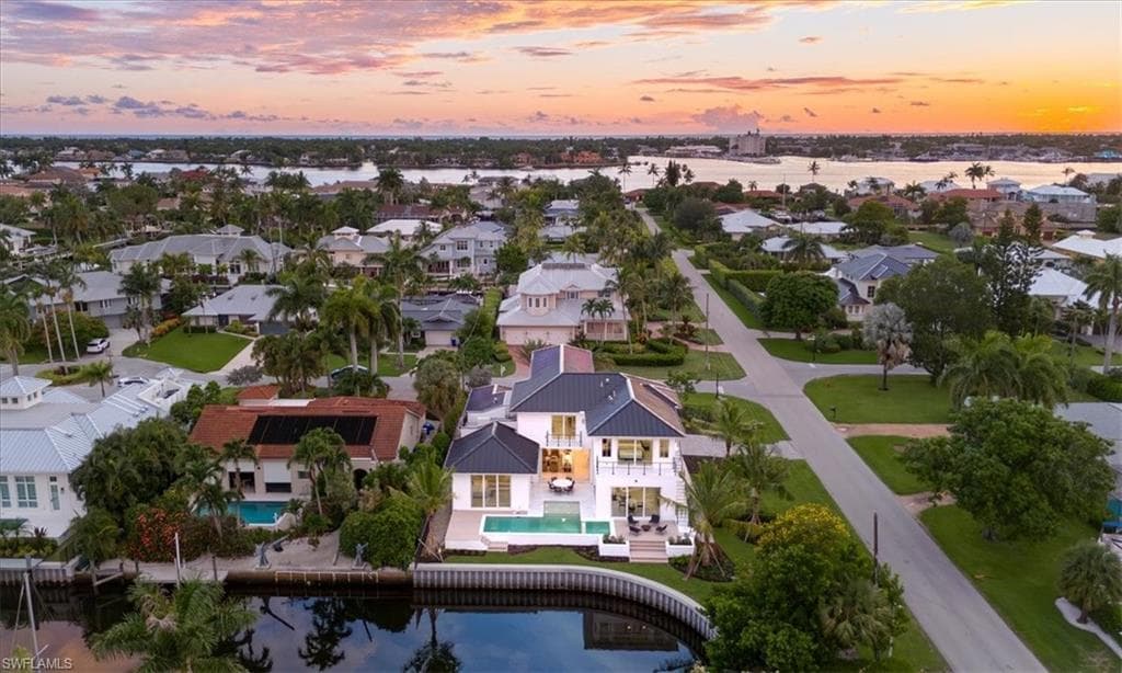 1645 Bonita CT-40