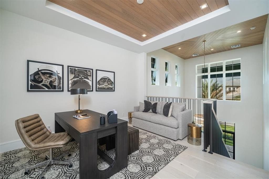 1645 Bonita CT-25