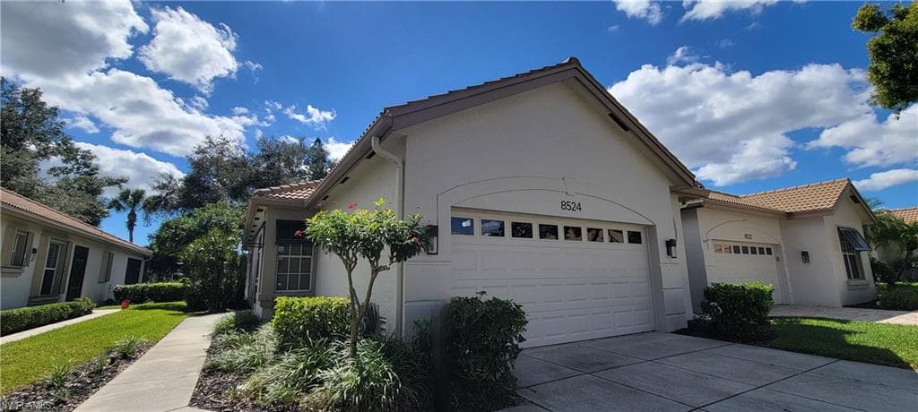 8524 Fairway Bend DR-1