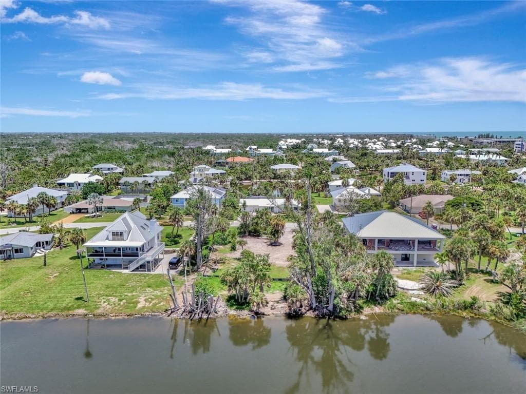 231 Palm Lake DR-3