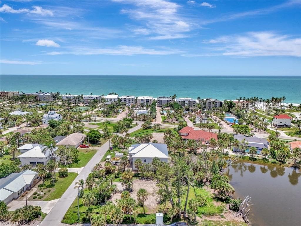 231 Palm Lake DR-11