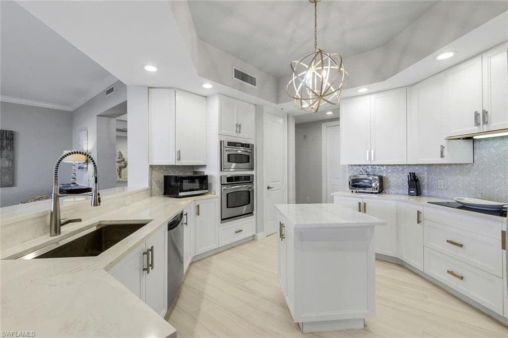 24011 Via Castella DR 2102-3