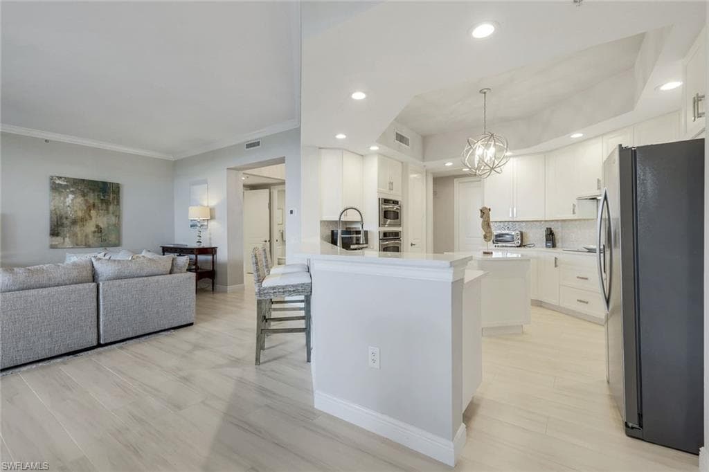 24011 Via Castella DR 2102-10