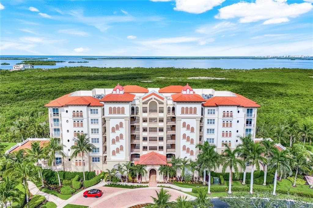 24011 Via Castella DR 2102-33