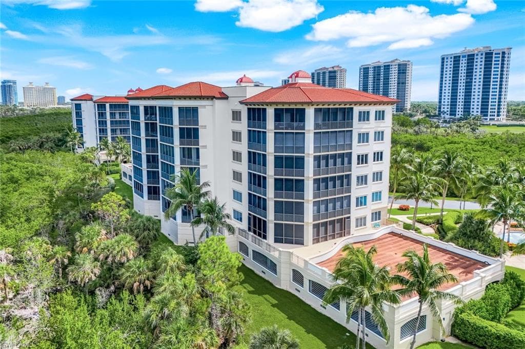24011 Via Castella DR 2102-37