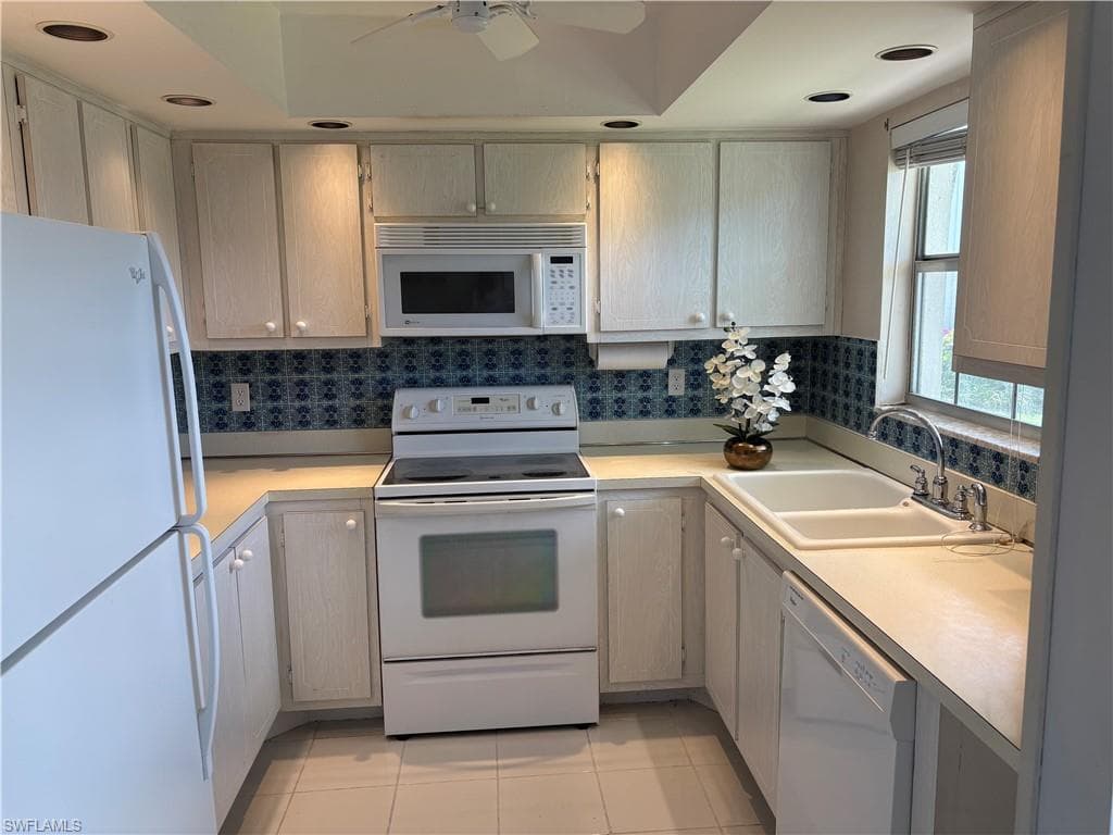 315 Saint Andrews BLVD A2-11