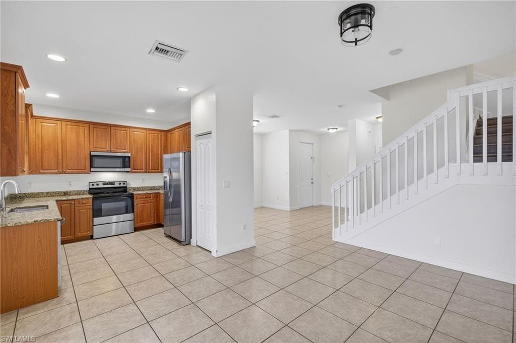 7029 Ambrosia LN 606-9