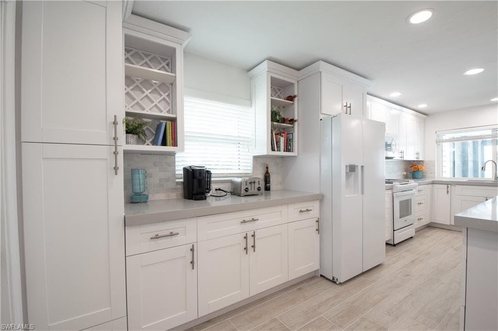 19 Pelican ST E-8