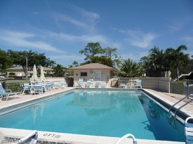 123 Palm DR 2862-1
