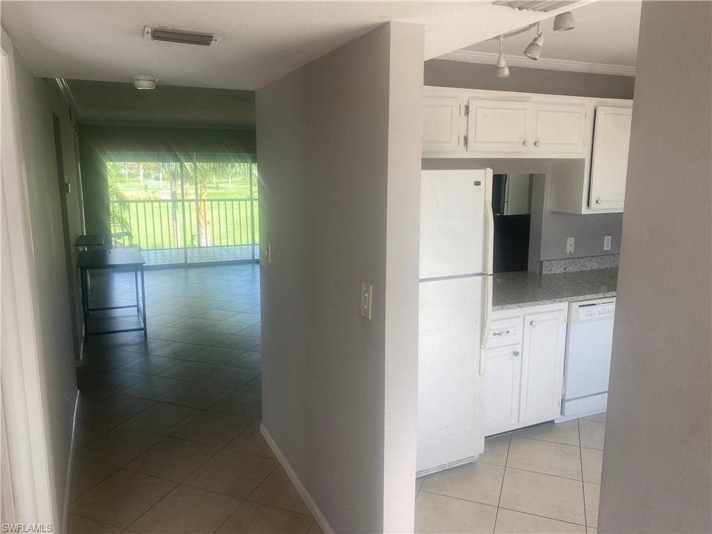 123 Palm DR 2862-4