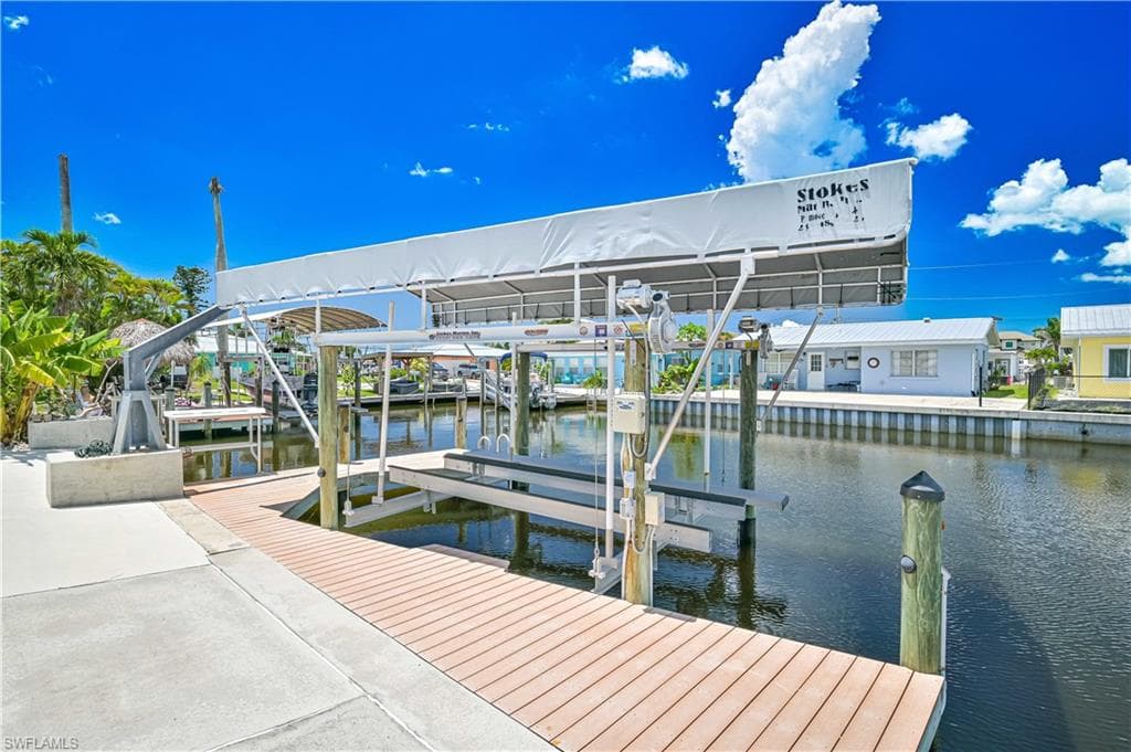 2500 Harbor View DR-6