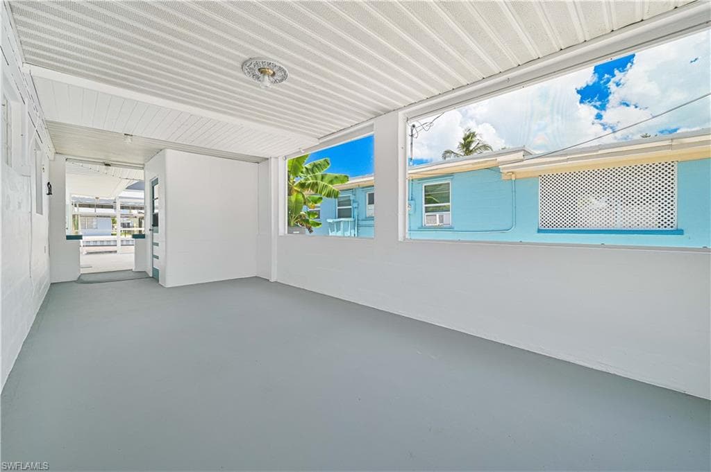 2500 Harbor View DR-13