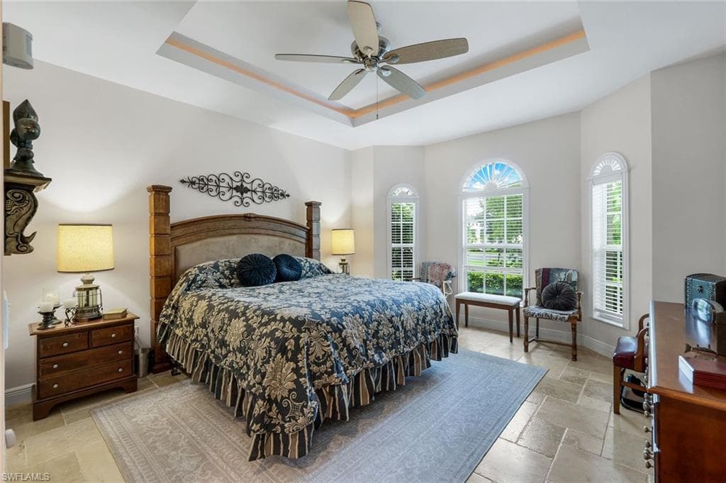 15362 Old Pine CT-25