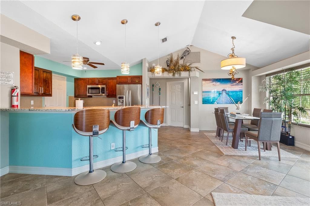 17750 Rebecca AVE-5
