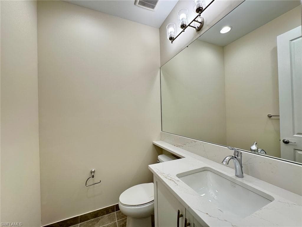 14491 Cumbria CT-20