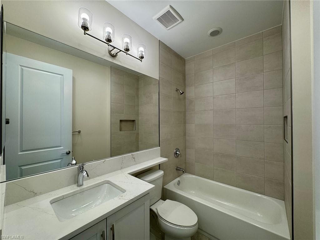 14491 Cumbria CT-18