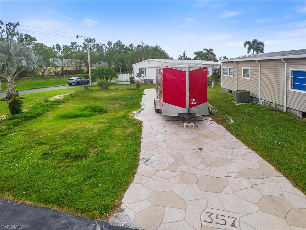 357 Mattie AVE-4
