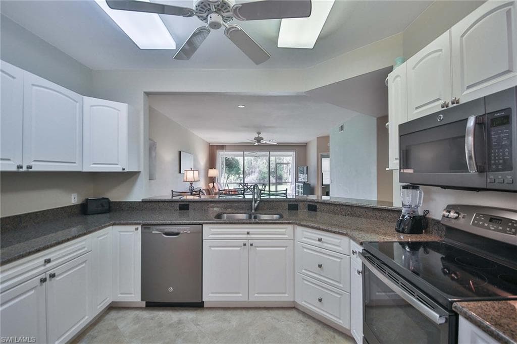 526 Lake Louise CIR 4-403-9