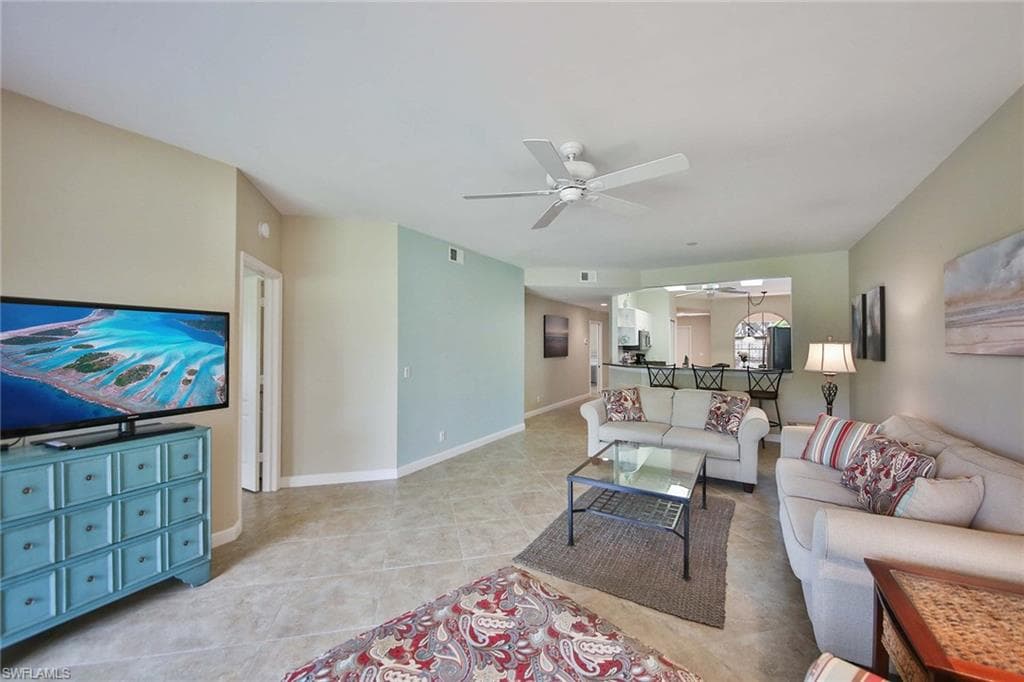 526 Lake Louise CIR 4-403-4